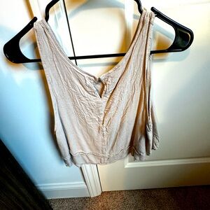 buckle cream short tank top